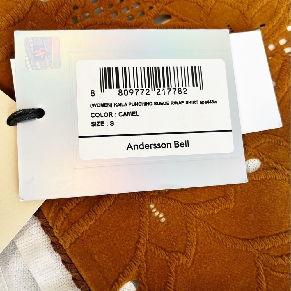 NWT Andersson Bell Kaila Faux Suede Laser Cut Skirt Size S - Picture 6 of 10
